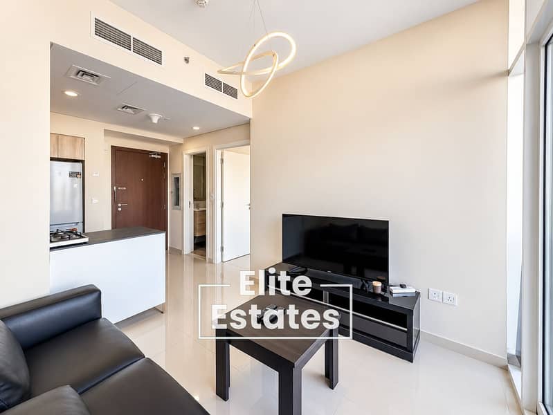 10 Modern Minimalist Apartment Interior. png