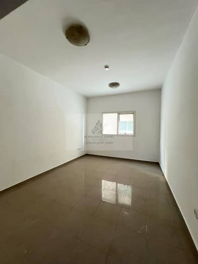 1 Slaapkamer Appartement te Huur in Al Khan, Sharjah - WhatsApp Image 2026-10-07 at 5.37. 06 PM. jpeg 1 Slaapkamer Appartement te Huur in Al Khan, Sharjah - WhatsApp Image 2026-10-07 at 5.37. 06 PM. jpeg