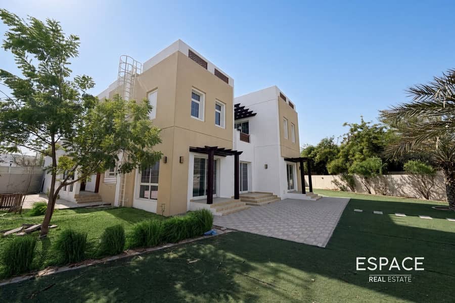 Villa a Mudon,Naseem, 3 camere da letto, 6350000 AED - 16701639 Villa a Mudon,Naseem, 3 camere da letto, 6350000 AED - 16701639