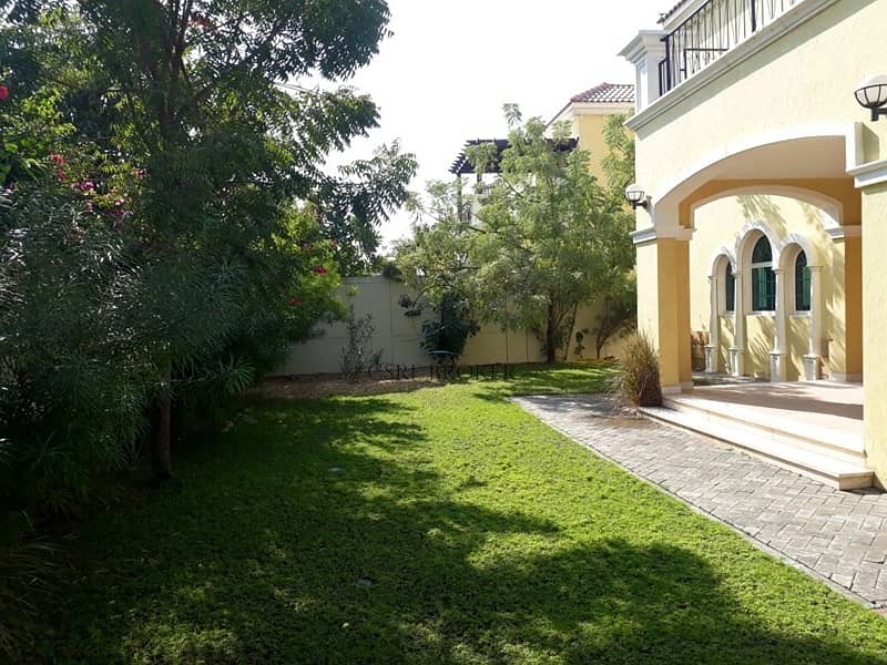 Corner Villa | Unfurnished |Community View Corner Villa | Unfurnished |Community View