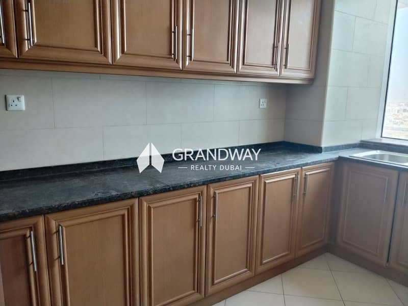 10 Elegant 2BR I High Floor Community View I Vacant — photo 10