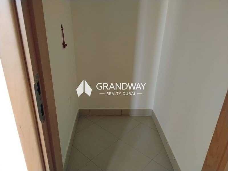 17 Elegant 2BR I High Floor Community View I Vacant — photo 17
