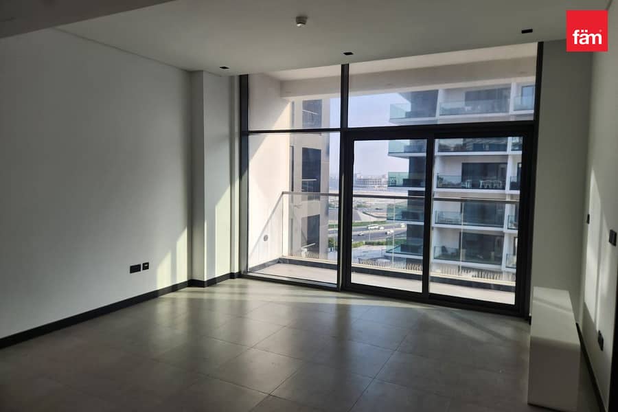 Unfurnished | Canal and pool view | Spacious Unfurnished | Canal and pool view | Spacious