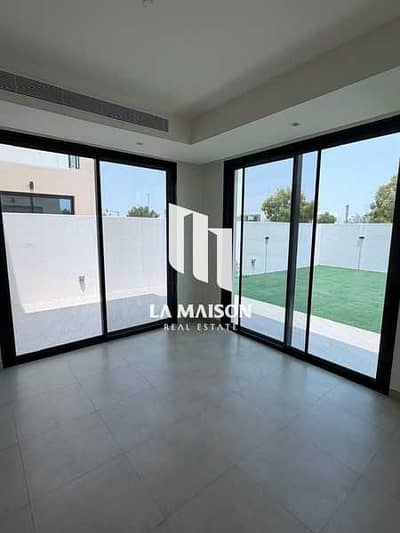 2 Camere Townhouse in vendita a Yas Island, Abu Dhabi - 6oOFezCotJKIiGJFh3ziUKQ1EWXB6hVvaSKz8GaR. jpg