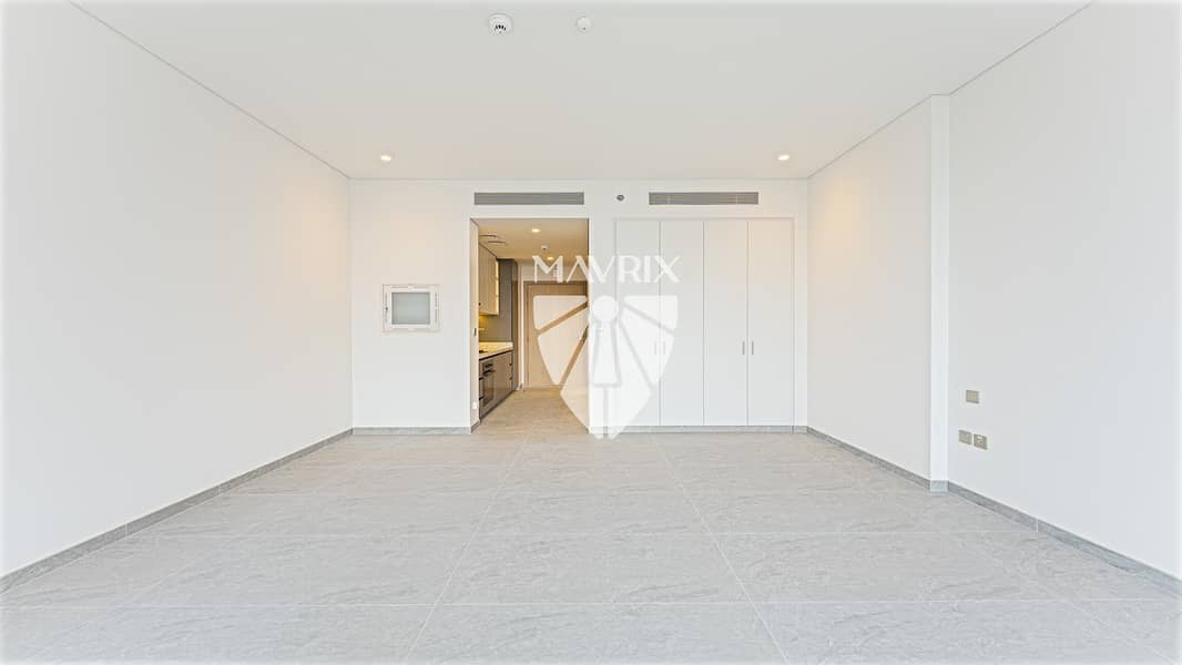 6 Image 6