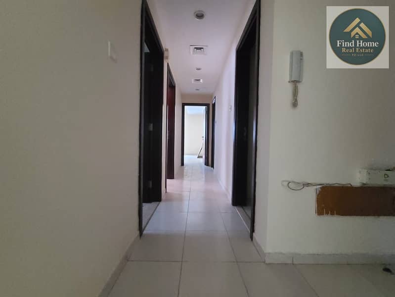 4 0f2bbcb6-8799-4cbd-897c-c6e899a5aae2. jpeg