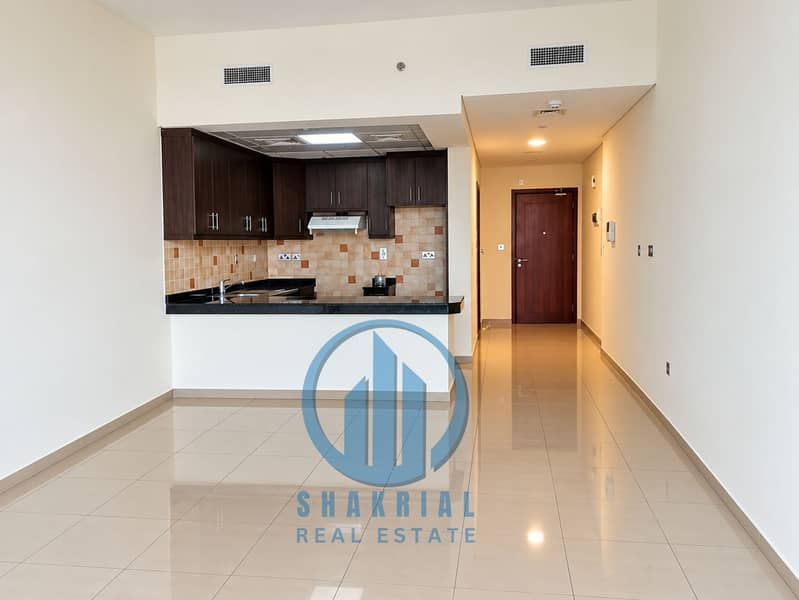 7 Modern Cream-Tiled Apartment Interior. png