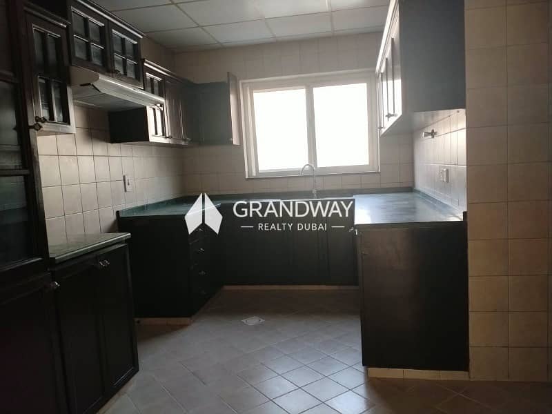 2 4BR Spacious Villa I Mirdif Community I Vacant — photo 1