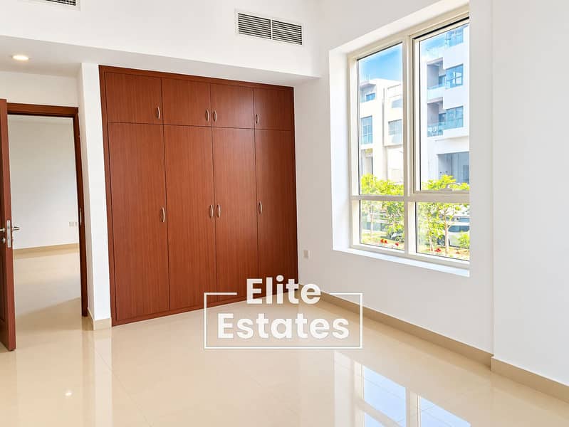 3 Bright Modern Bedroom with Wardrobe and Window. png