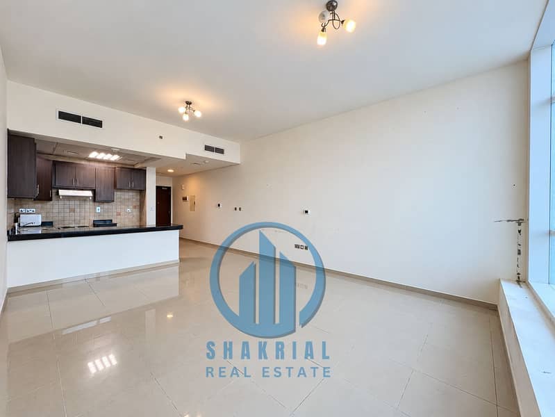 9 Bright, natural real estate interior-2. png