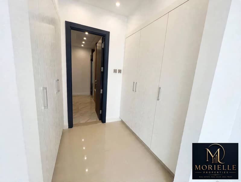 18 luxury_corridor_8k-edited. jpg