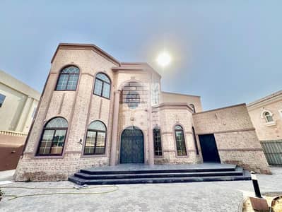 5 habitaciones Villa para en Alquiler en Al Warqaa, Dubai - image_0