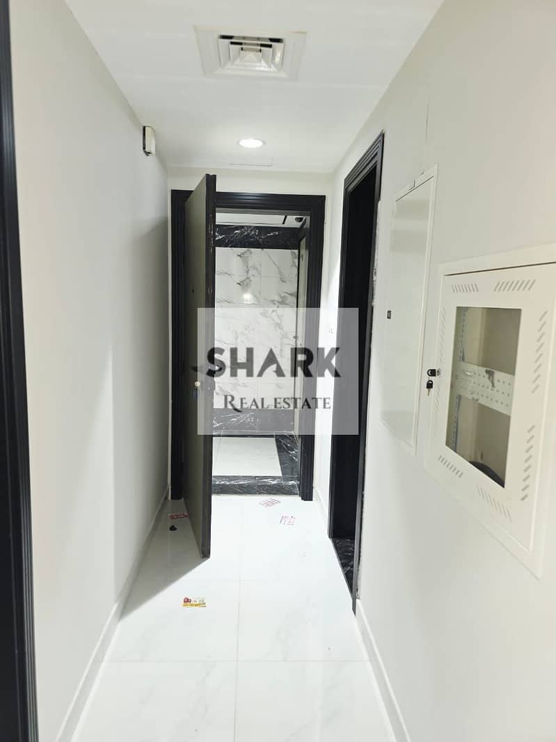4 WhatsApp Image 2026-10-08 at 16.39. 12 (2). jpeg