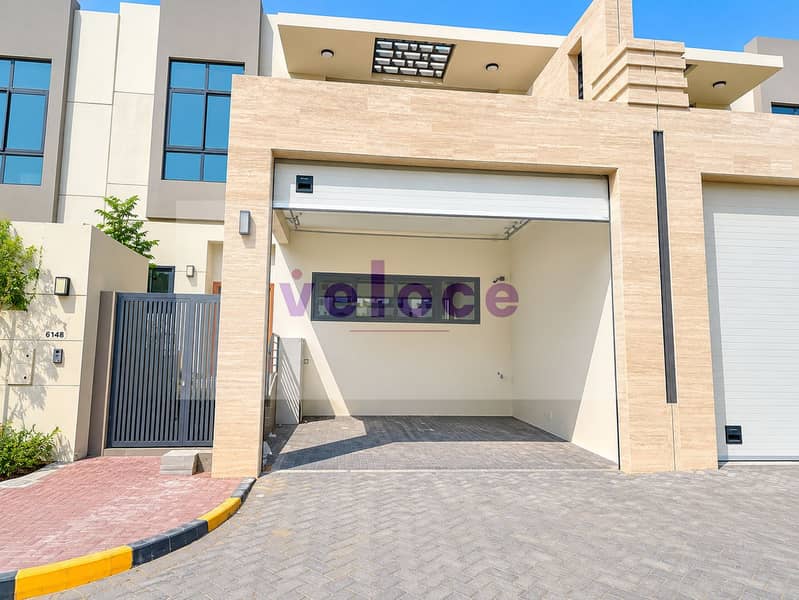 5 Modern Townhome Garage Entrance. png