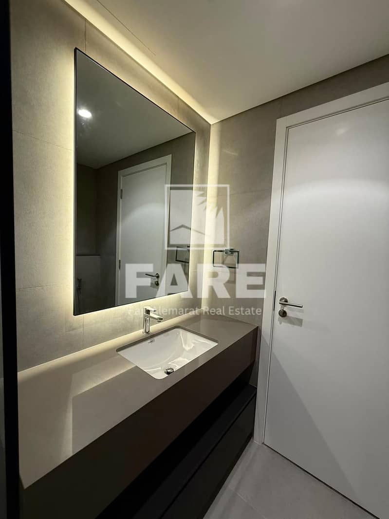 13 4edf0e9c-3a33-4d6f-b844-92d7eea3b189. jpg