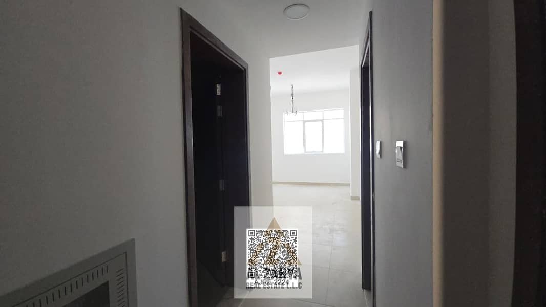 10 b254c9a2-21ff-4de5-ab80-4bcb338dc9cb. jpg