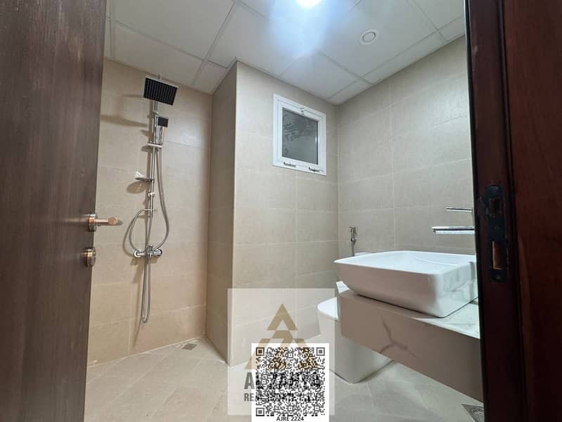 4 bf8b6042-11e2-45ae-868a-daef969482be. jpg