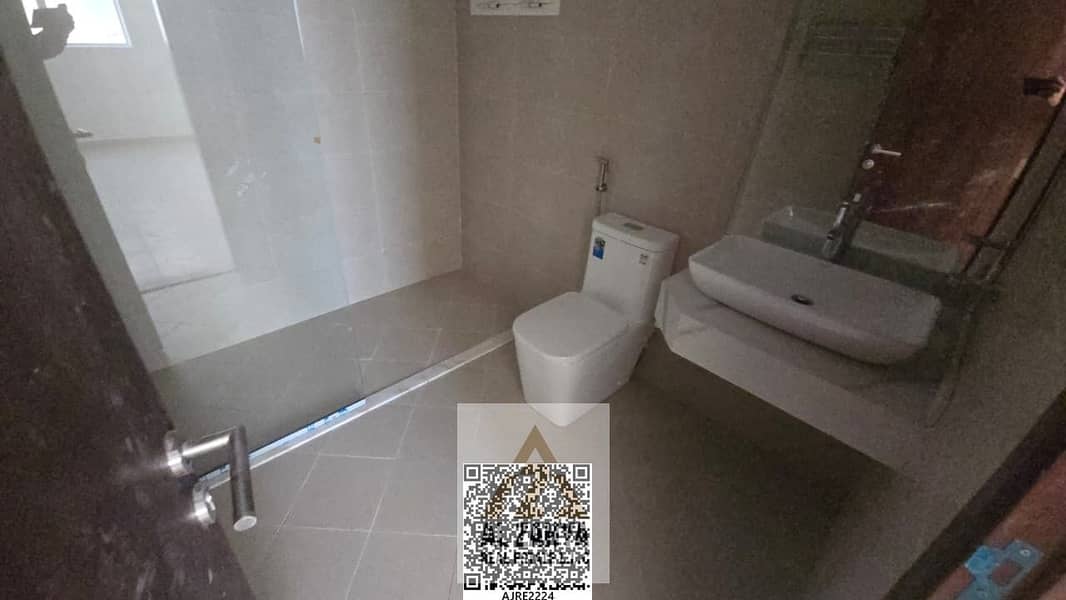 5 a05a180f-b18c-4c9a-b4cb-508b56c7a091. jpg