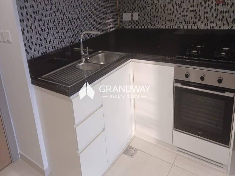 7 Spacious 2BR I Great Location I Sea View — photo 7