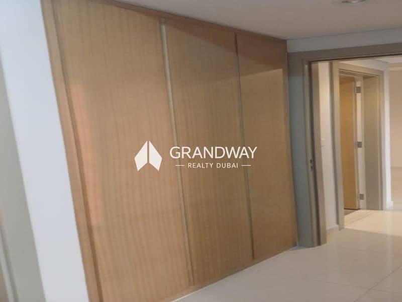 16 Spacious 2BR I Great Location I Sea View — photo 16