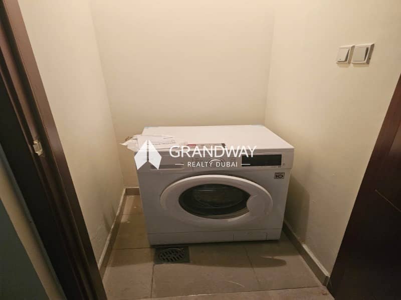 4 Bright Apartment I Best Deal I Community View — photo 4