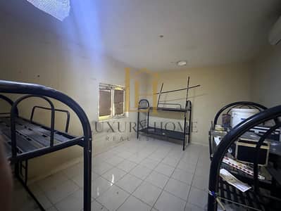 سكن عمال للايجار في صناعية الصجعة، الشارقة - ae658c7a-b1a5-4668-89ec-7772fe65fb5d. jpg سكن عمال للايجار في صناعية الصجعة، الشارقة - ae658c7a-b1a5-4668-89ec-7772fe65fb5d. jpg