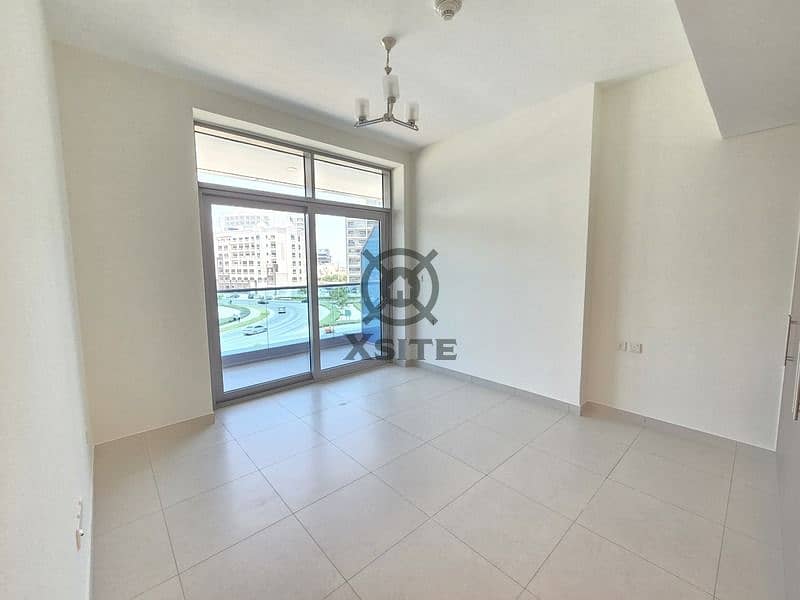 6 WhatsApp Image 2026-10-08 at 16.21. 33 (4). jpeg