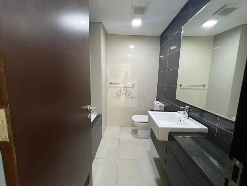 15 d220c9e1-60d8-4272-89fa-c940dd5b5611. jpg
