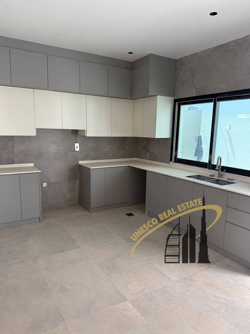 9 Kitchen Corner by the Sink Window-16. png