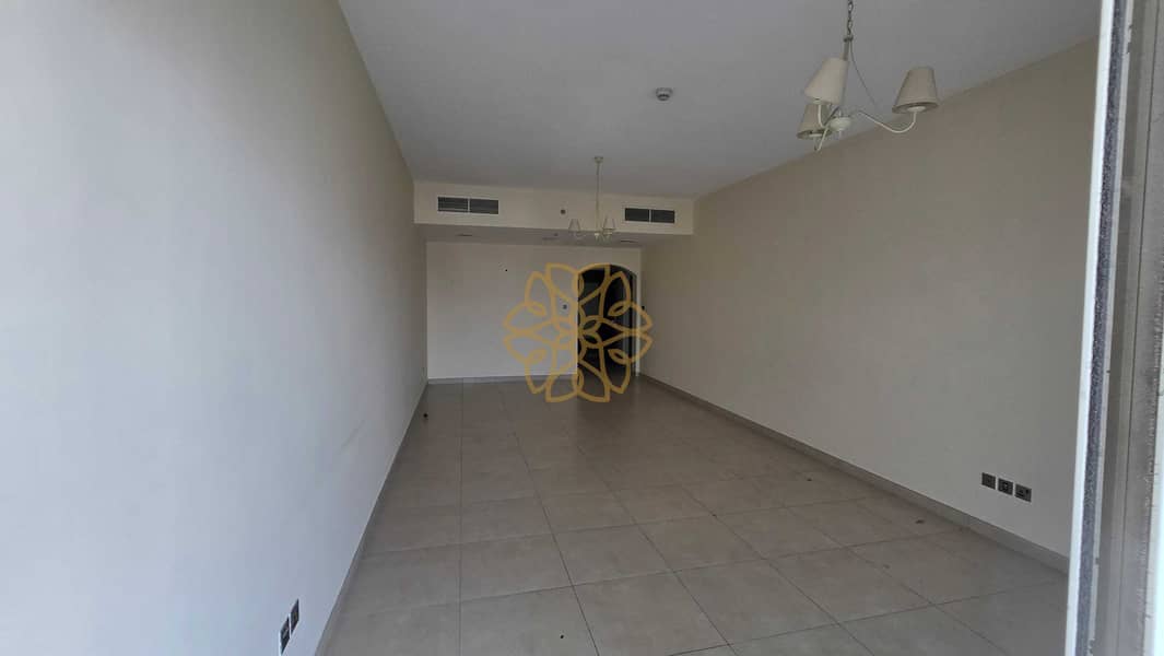 4 63964. jpg