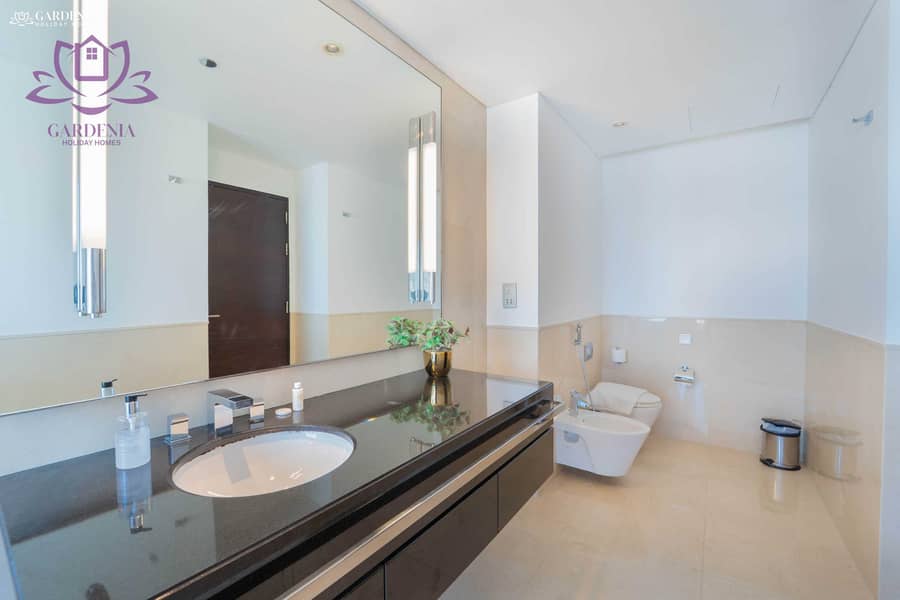 15 Bath 1 1. jpg