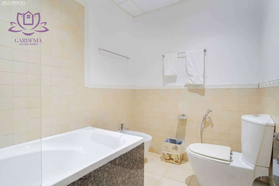 6 Bathroom 1 2. jpg