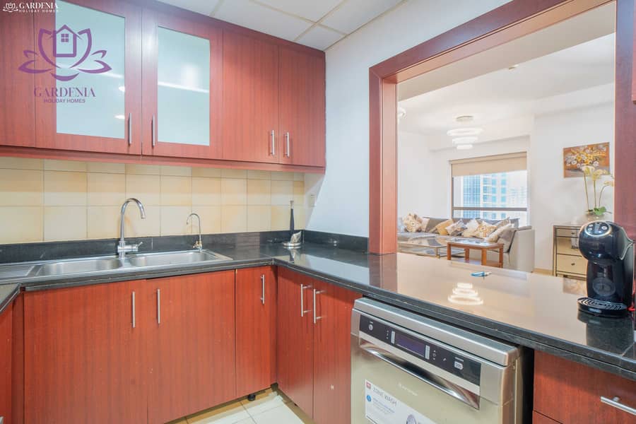 28 Kitchen 2. jpg