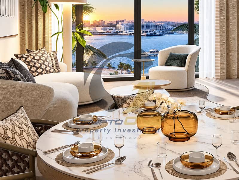 4 09_Dining_Water_View. jpg