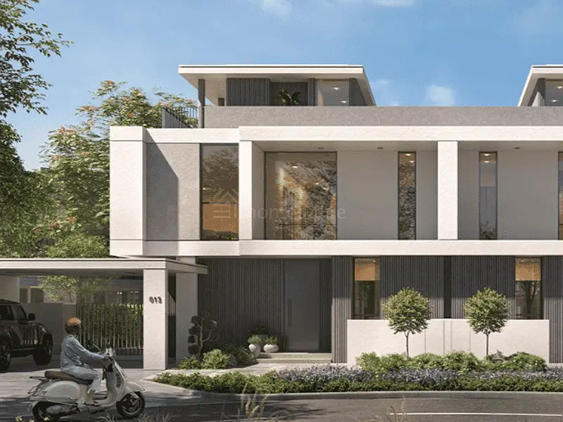 Luxury Property in Prime Location - Customize Now!