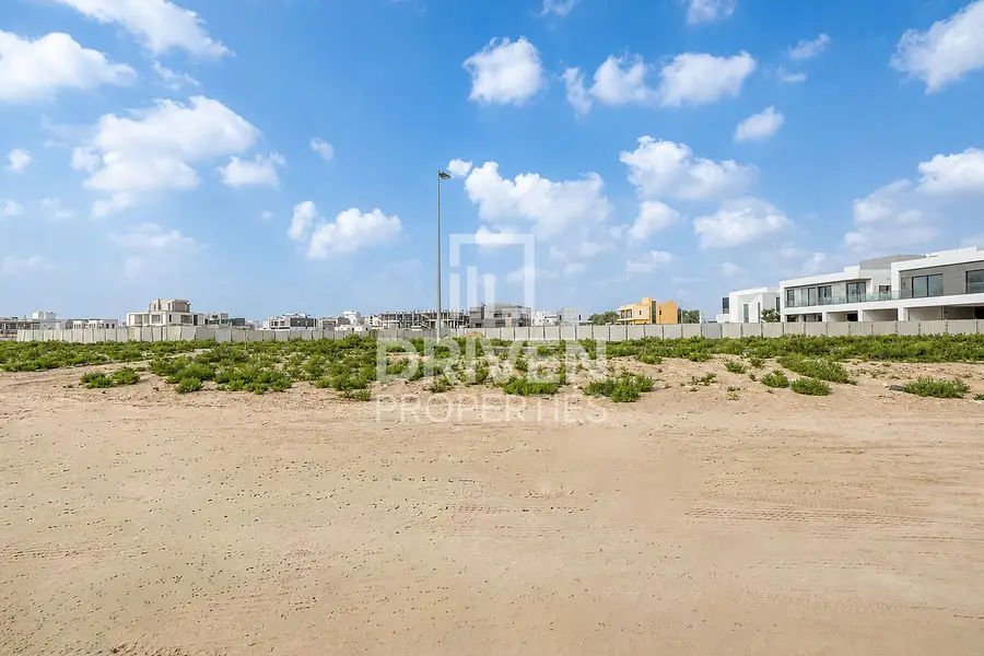Multiple Options Available | Prime Location