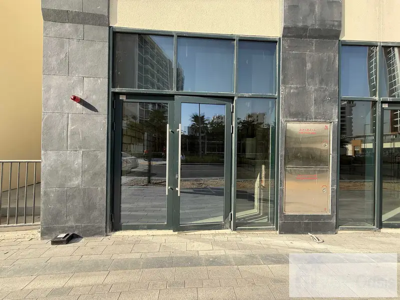 •Investor Deal•Brand New•Just Handed Over•Corner unit•Main Boulevard View•