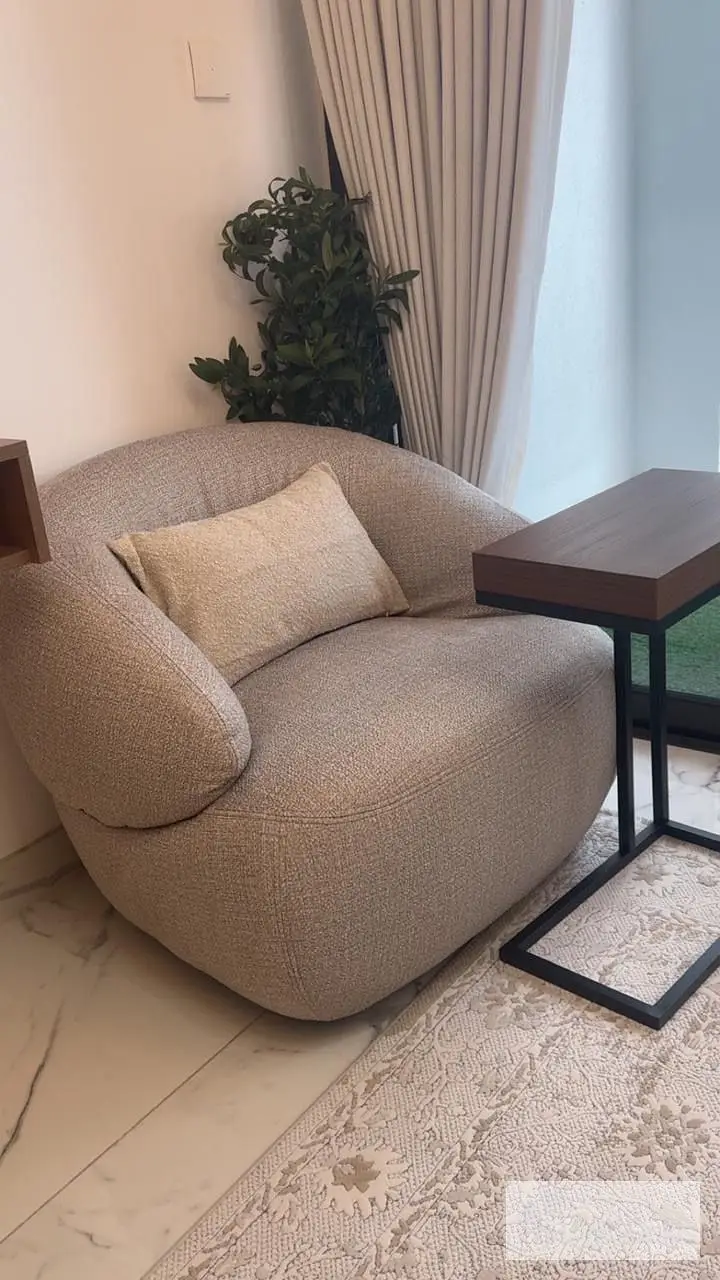 •Brand New•Luxuries Furnished •Specious Layout•Freehold•