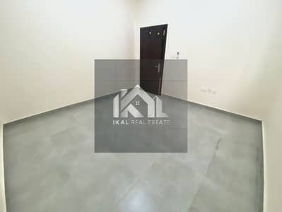 2 habitaciones Apartamento para en Alquiler en Madinat Al Riyad, Abu Dhabi - PHOTO-2026-09-30-17-51-28 2. jpg 2 habitaciones Apartamento para en Alquiler en Madinat Al Riyad, Abu Dhabi - PHOTO-2026-09-30-17-51-28 2. jpg