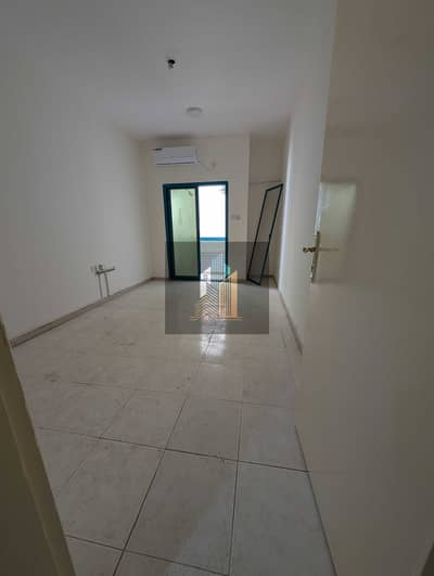 2 Slaapkamers Appartement te Huur in Al Qasimia, Sharjah - b7f8b43e-48ba-4e4e-a3d0-955e47a77e4a-1_all_2358. jpg 2 Slaapkamers Appartement te Huur in Al Qasimia, Sharjah - b7f8b43e-48ba-4e4e-a3d0-955e47a77e4a-1_all_2358. jpg