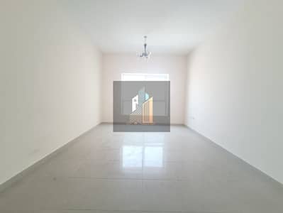 2 Slaapkamers Appartement te Huur in Bu Daniq, Sharjah - 713. jpg 2 Slaapkamers Appartement te Huur in Bu Daniq, Sharjah - 713. jpg