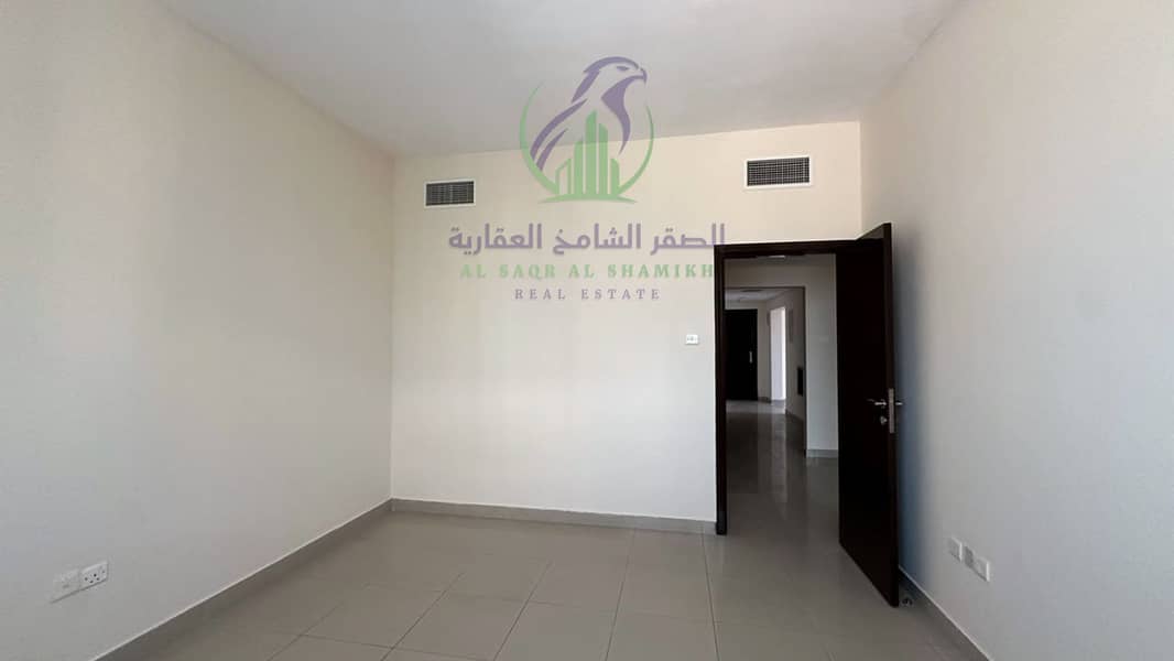 9 apartment-for-rent-2-bedroom-almmzr-alsharqh-bedroom-14. jpg