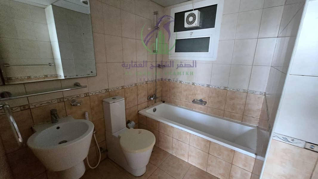 8 apartment-for-rent-1-bedroom-almmzr-alsharqh-bathroom-01. jpg