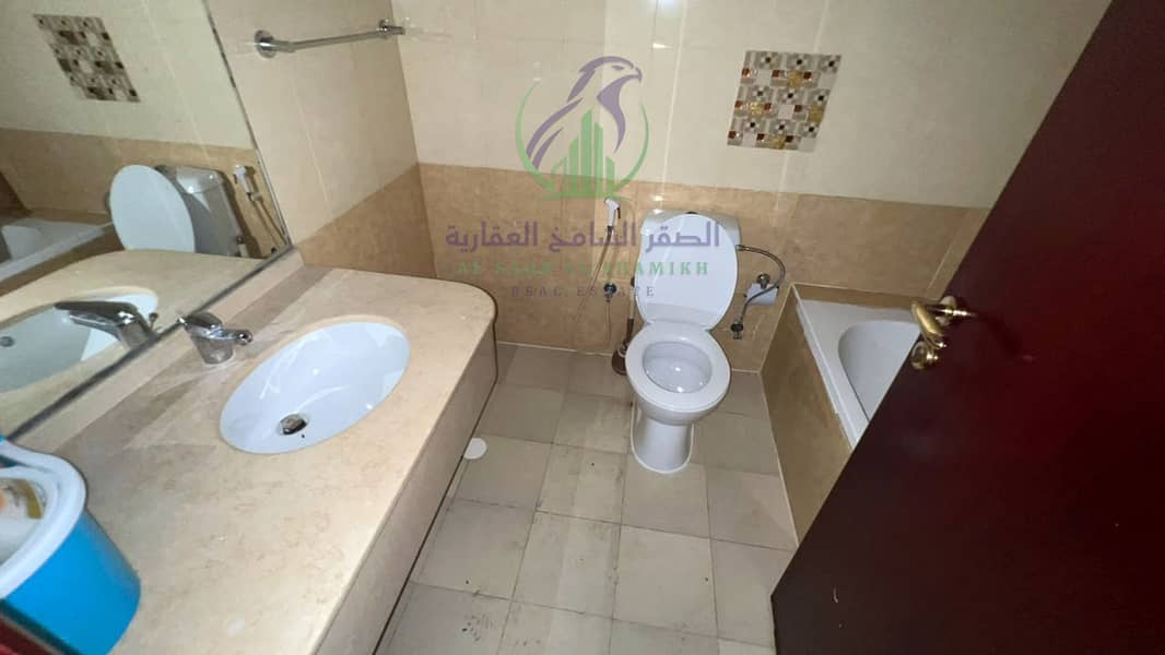 19 apartment-for-rent-3-bedroom-altaawn-alsharqh-property-16. jpg