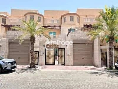 3 Mushrif-Gardens-002. jpg