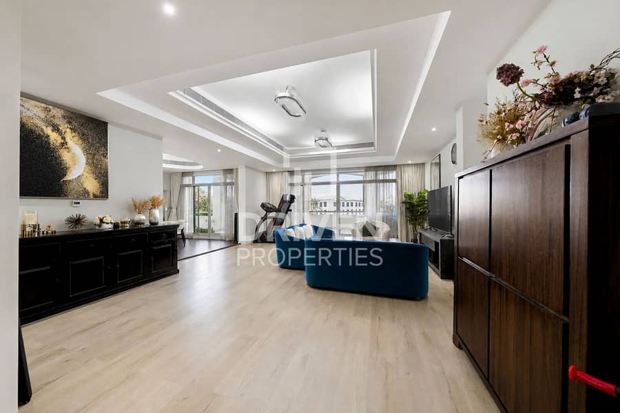 Upgraded | Family Living Style | Lake View Upgraded | Family Living Style | Lake View