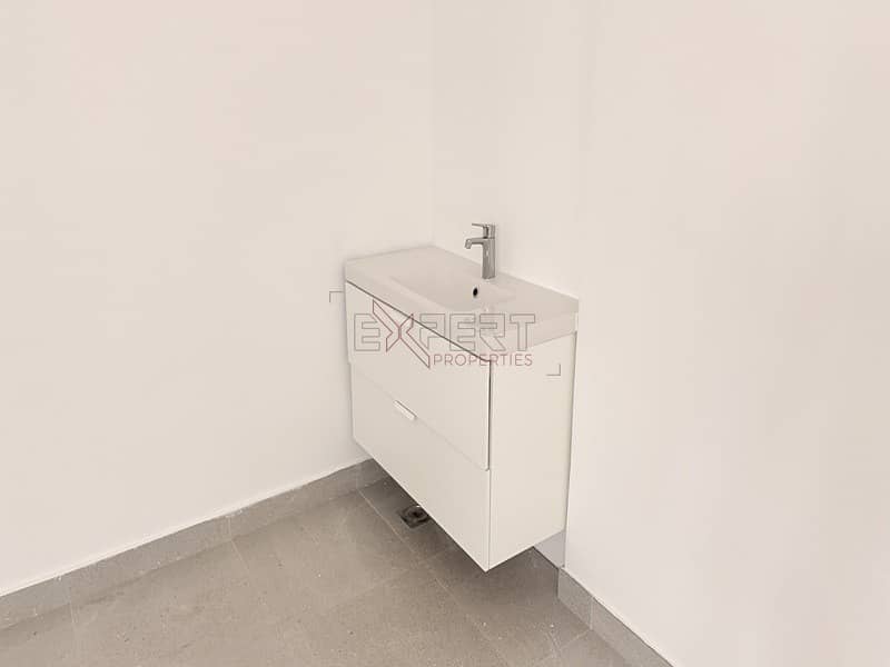 9 Image 9