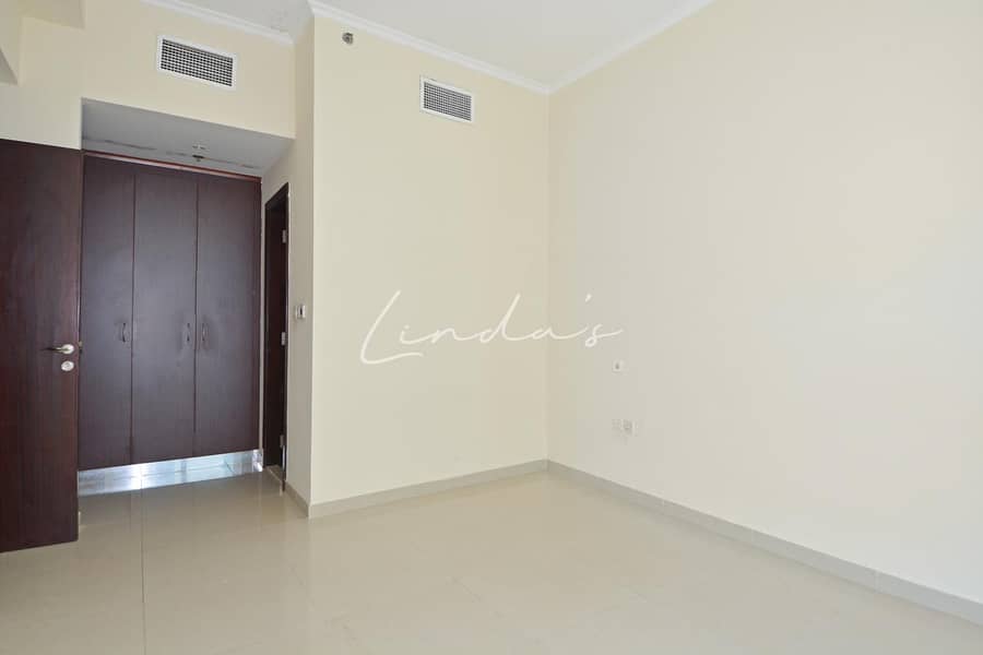 4 images image img
