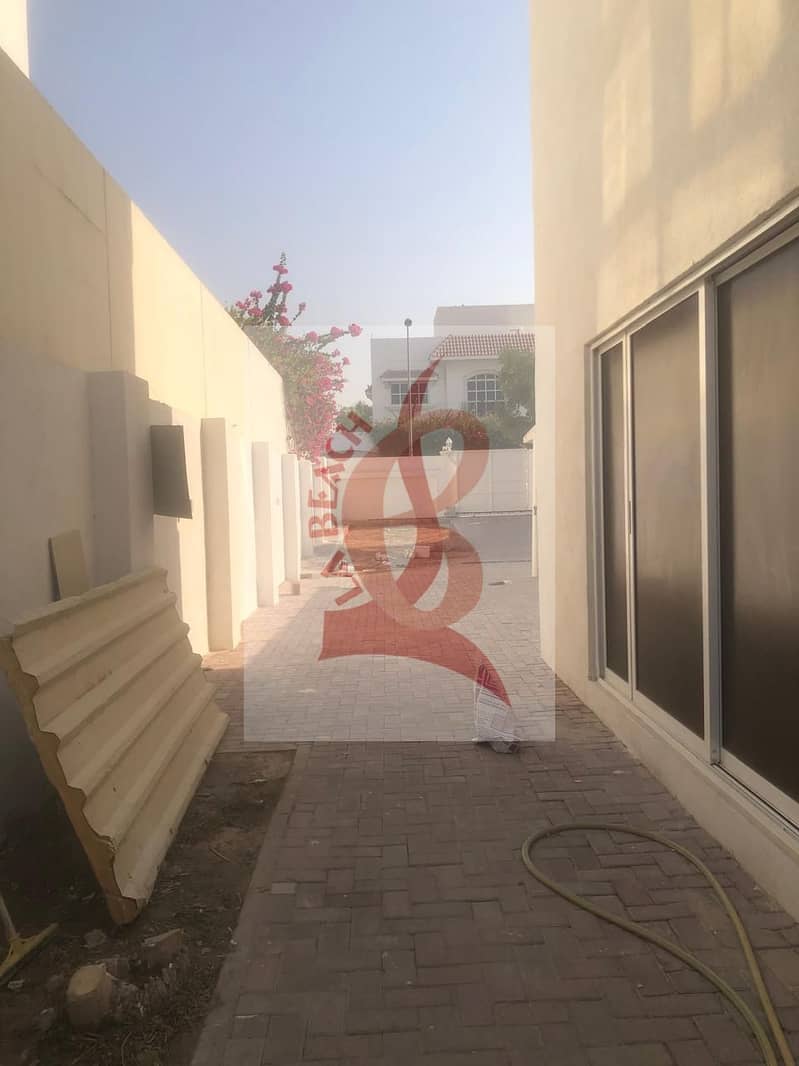 4 WhatsApp Image 2026-10-08 at 16.04. 44 (3). jpeg