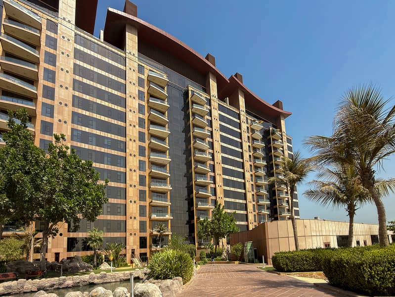 18 Tiara Aquamarine Apt 802-1. jpg
